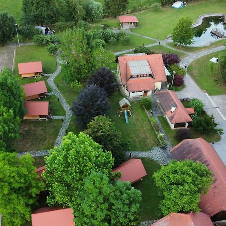 Apartments Kamp Podgrad Vransko מראה חיצוני תמונה