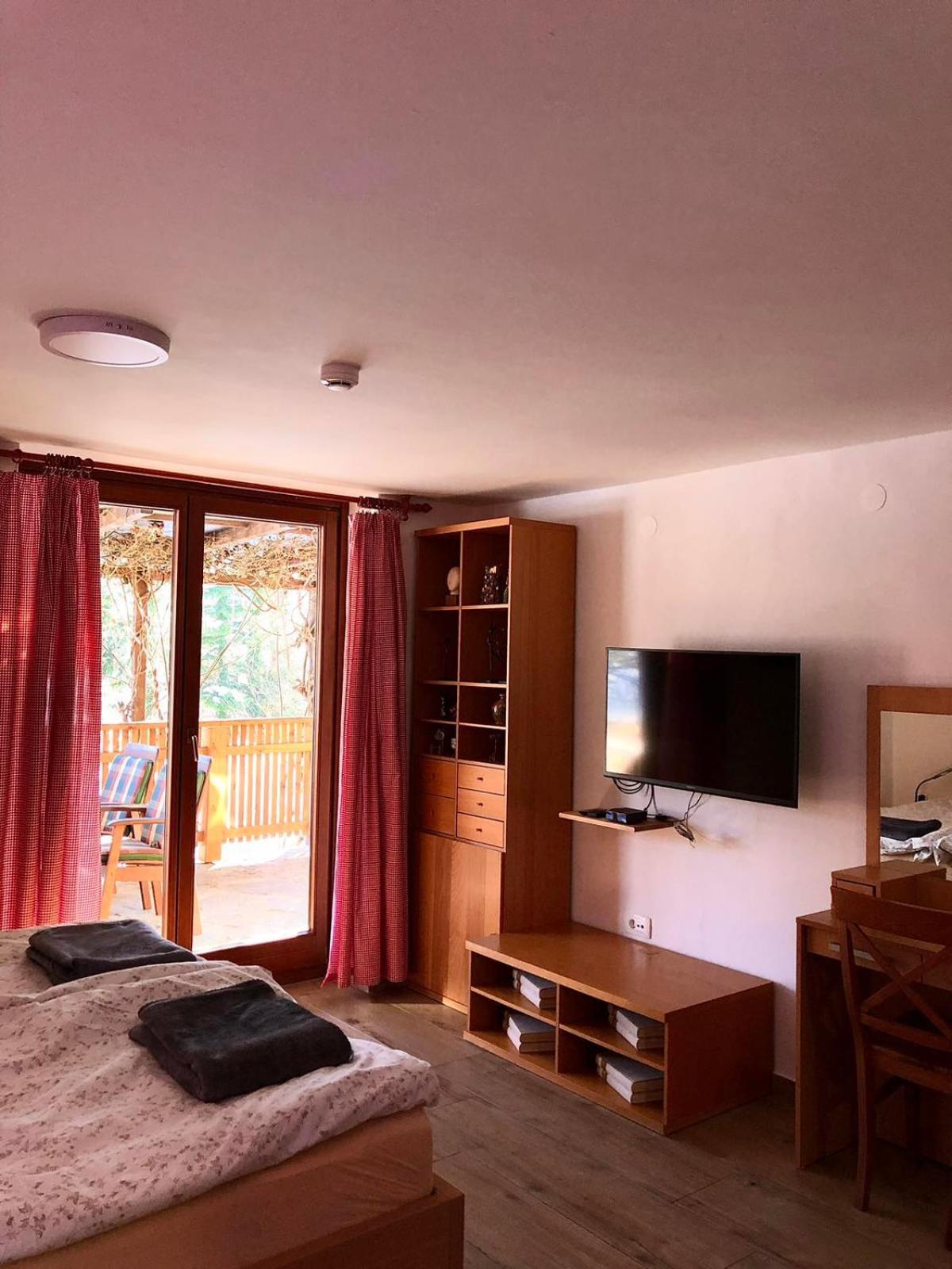 Apartments Kamp Podgrad Vransko מראה חיצוני תמונה