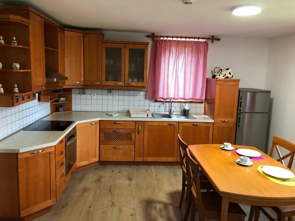 Apartments Kamp Podgrad Vransko מראה חיצוני תמונה